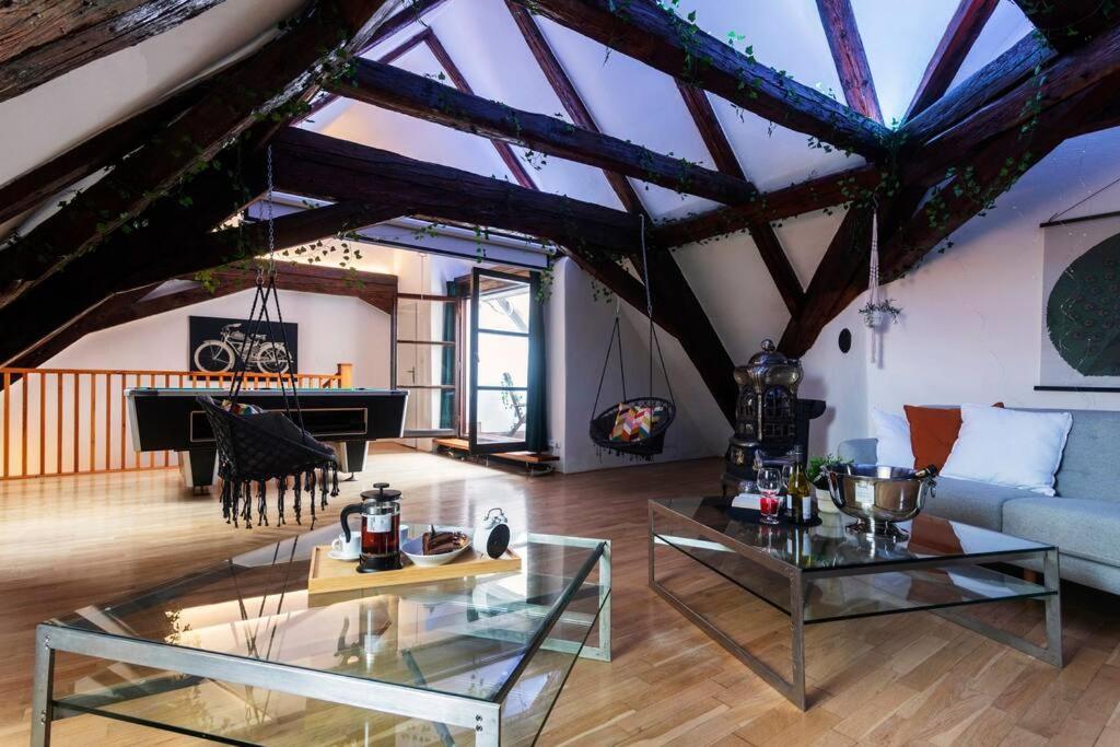 Apartmán Fairytale Duplex - Billiard - Whirlpool - Cinema - Old Town *